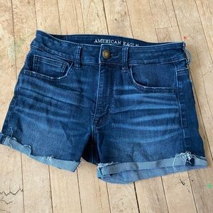 American Eagle Hi Rise Shortie